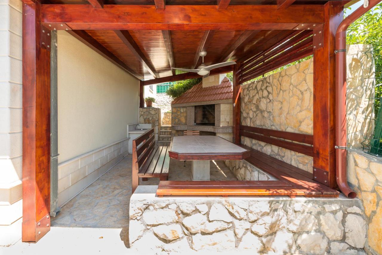 Villa Lille Trogir Buitenkant foto