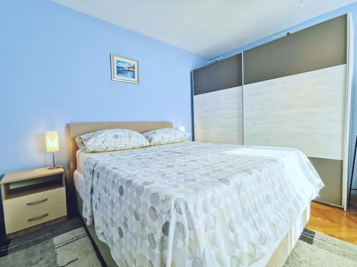 Villa Lille Trogir Buitenkant foto